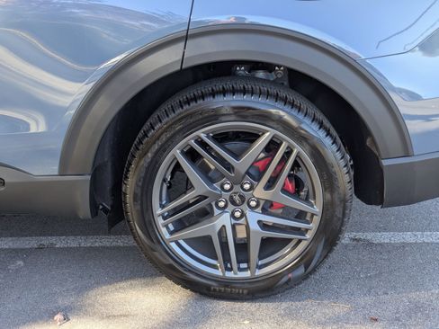 New 2026 Ford Explorer ST w/ Sun And Sound Package image 8