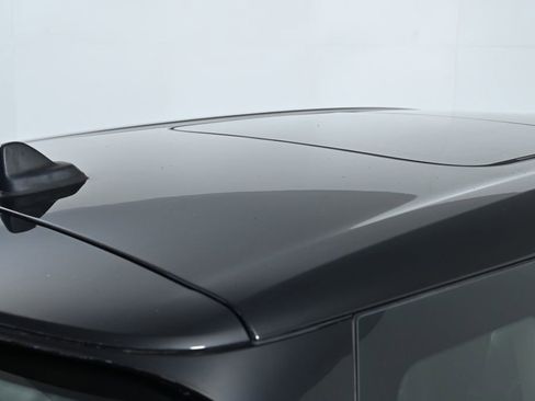 Used 2018 MINI Cooper Clubman image 9