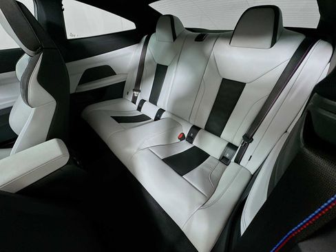 Used 2025 BMW M4 Competition image 23