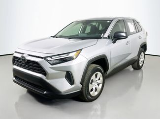 Used 2024 Toyota RAV4 LE video 3