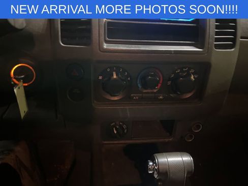 Used 2007 Nissan Frontier SE w/ SE Value Truck Pkg image 11