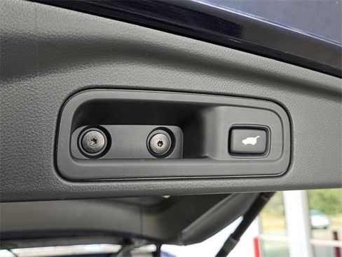 Used 2020 Honda Pilot Touring image 16