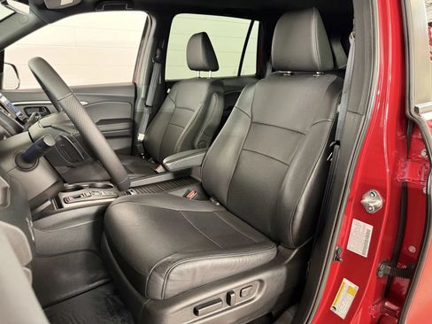 Used 2023 Honda Passport EX-L image 12