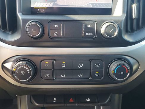 Used 2019 Chevrolet Colorado LT RWD image 29