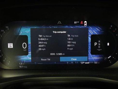 Certified 2026 Volvo XC40 B5 Plus w/ Protection Package Premier image 12