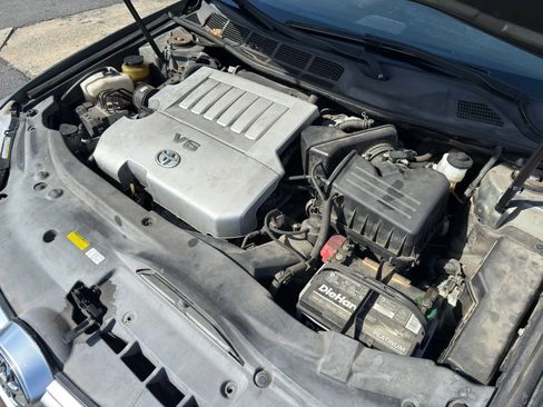 Used 2011 Toyota Avalon Limited FWD image 21