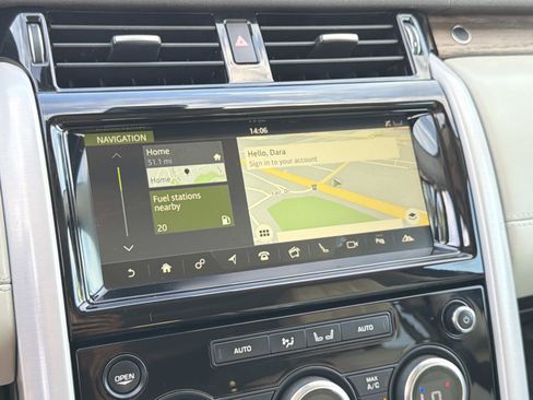 Used 2018 Land Rover Discovery HSE Luxury image 10