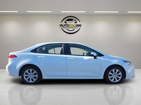 Used 2024 Toyota Corolla LE image 8