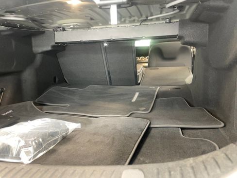 Used 2022 Mercedes-Benz E 350 4MATIC image 24