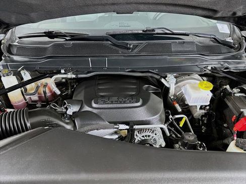 Used 2024 RAM 2500 Big Horn w/ Bed Utility Group image 38