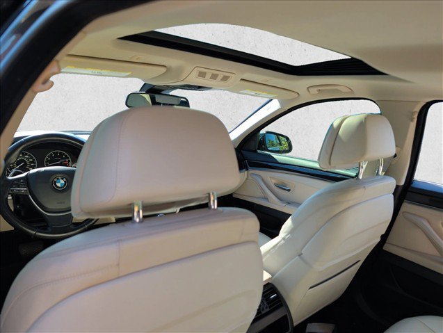 Used 2016 BMW 535i Sedan RWD image 17