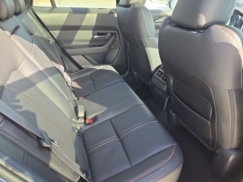 Used 2025 MAZDA CX-50 AWD 2.5 S w/ Premium Plus Pkg image 32