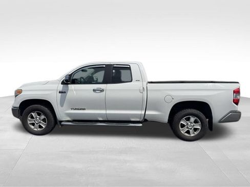 Used 2015 Toyota Tundra SR5 AWD/4WD image 9