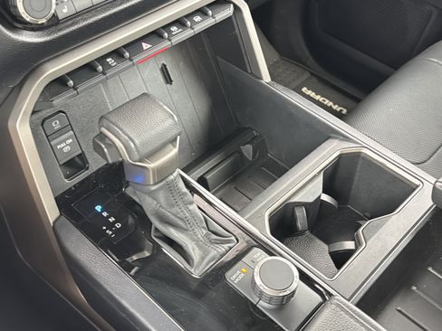 Used 2022 Toyota Tundra SR5 w/ SR5 Premium Package RWD image 26