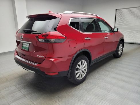 Used 2017 Nissan Rogue SV AWD/4WD image 9