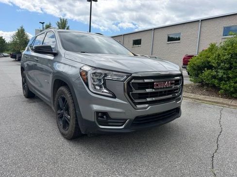 Used 2023 GMC Terrain AT4 w/ Tech Package AWD/4WD image 7
