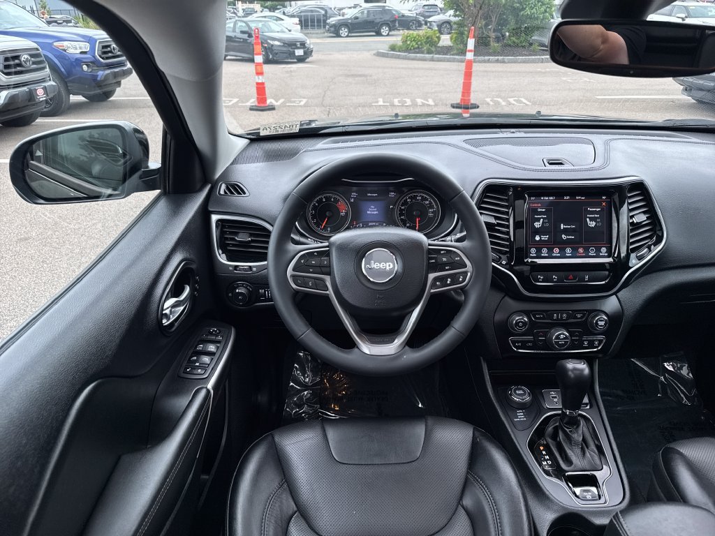 Used 2022 Jeep Cherokee Limited AWD/4WD image 11