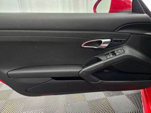 Certified 2024 Porsche 718 Cayman image 31