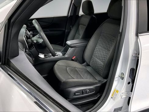 Used 2021 Chevrolet Equinox LT image 20