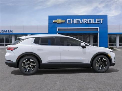 New 2026 Chevrolet Equinox EV LT FWD image 5