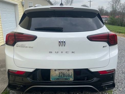 Used 2024 Buick Encore GX Sport Touring w/ Comfort Package image 13