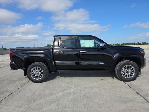 New 2026 Toyota Tacoma Limited AWD/4WD image 12