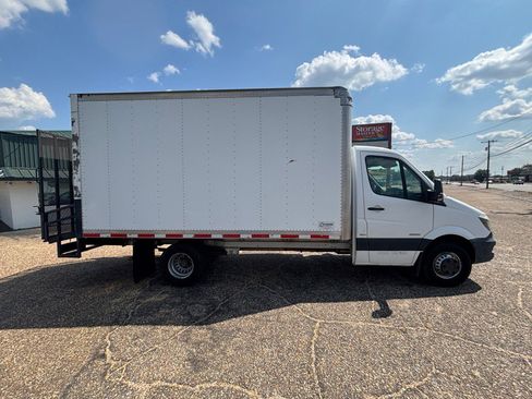 Used 2016 Mercedes-Benz Sprinter 3500 image 7