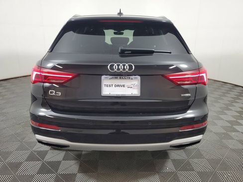 Used 2019 Audi Q3 2.0T Premium Plus w/ Premium Plus Package image 5