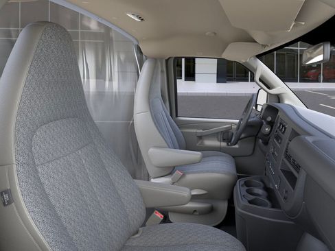 New 2026 GMC Savana 3500 w/ Power Convenience Package RWD image 45