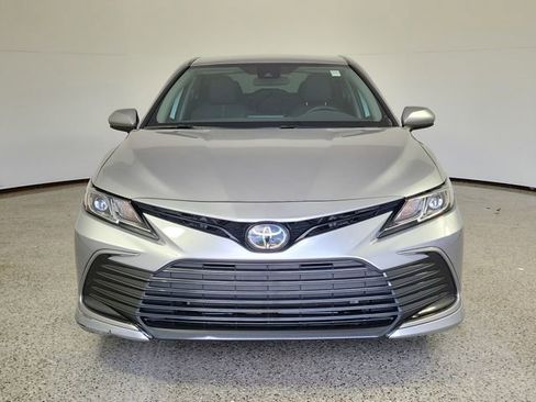 Used 2023 Toyota Camry LE FWD image 3