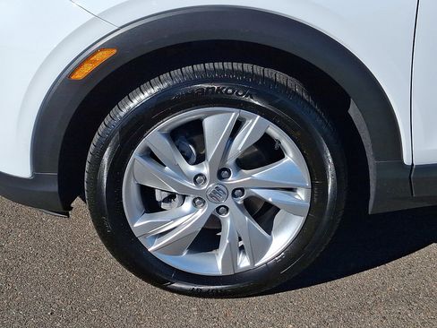 Used 2024 Buick Encore GX Preferred image 8