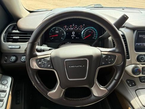 Used 2020 GMC Yukon Denali w/ Open Road Package image 18
