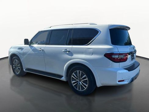 Used 2024 Nissan Armada SL AWD/4WD image 5