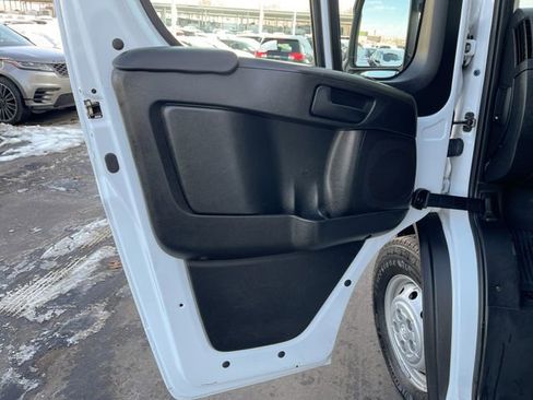 Used 2023 RAM ProMaster 2500 image 12