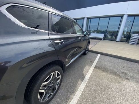 Used 2023 Hyundai Santa Fe Limited image 10