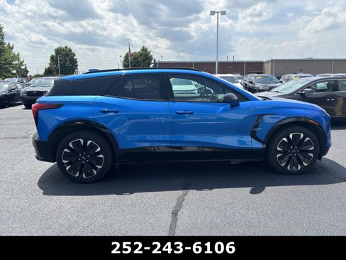 Used 2024 Chevrolet Blazer EV RS RWD image 5