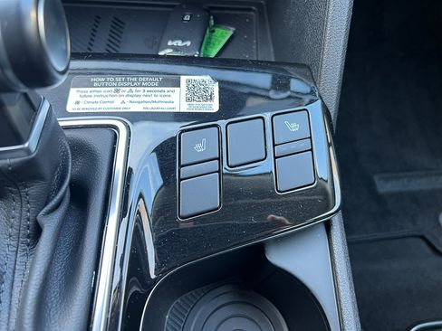 Used 2023 Kia Sportage EX image 20