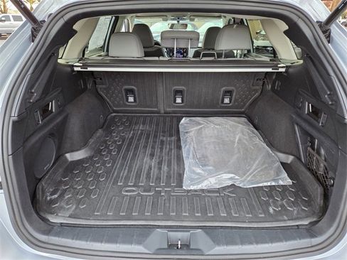 Used 2020 Subaru Outback Limited w/ Popular Package #2 image 13