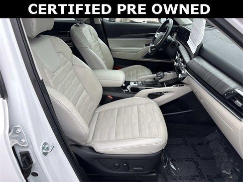 Used 2024 Kia Telluride SX Prestige image 9