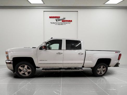 Used 2018 Chevrolet Silverado 2500 LTZ w/ Duramax Plus Package AWD/4WD image 4