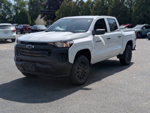 New 2025 Chevrolet Colorado W/T w/ WT Custom Package image 12