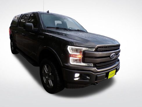 Used 2018 Ford F150 Lariat w/ Equipment Group 502A Luxury AWD/4WD image 8