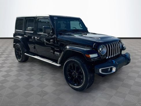 Certified 2023 Jeep Wrangler Unlimited Sahara w/ Cold Weather Group AWD/4WD image 4