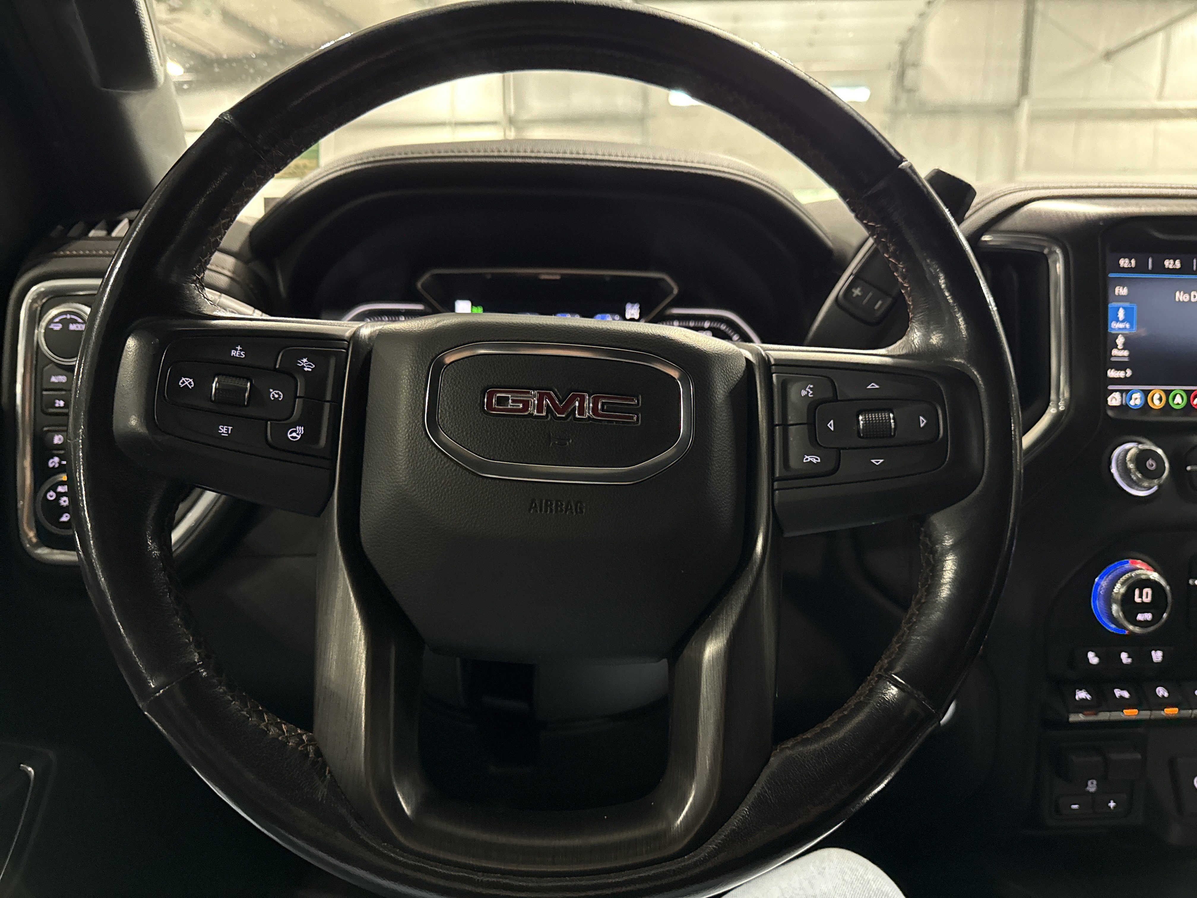 Used 2020 GMC Sierra 1500 AT4 w/ AT4 Premium Package AWD/4WD image 10