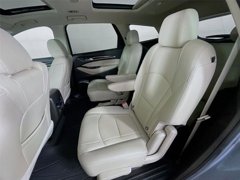 Used 2021 Buick Enclave Essence w/ Sound and Sites Package image 29