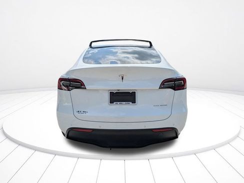 Used 2021 Tesla Model Y Long Range AWD/4WD image 5