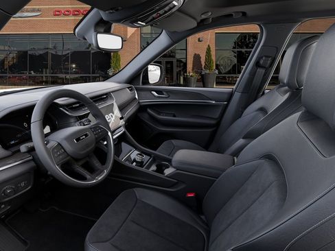 New 2026 Jeep Grand Cherokee Laredo image 22