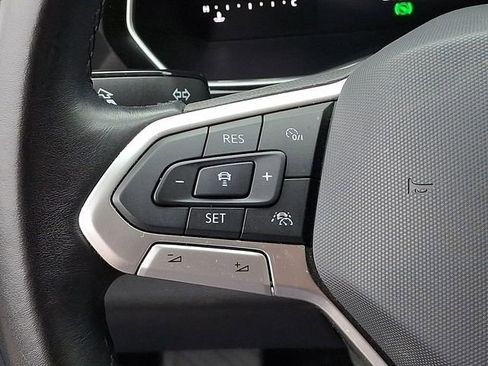 Used 2024 Volkswagen Jetta SE image 23