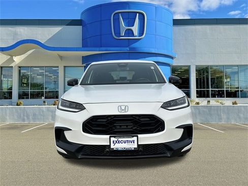 Used 2023 Honda HR-V Sport image 6