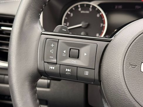 Certified 2023 Nissan Rogue SL w/ SL Premium Package FWD image 16